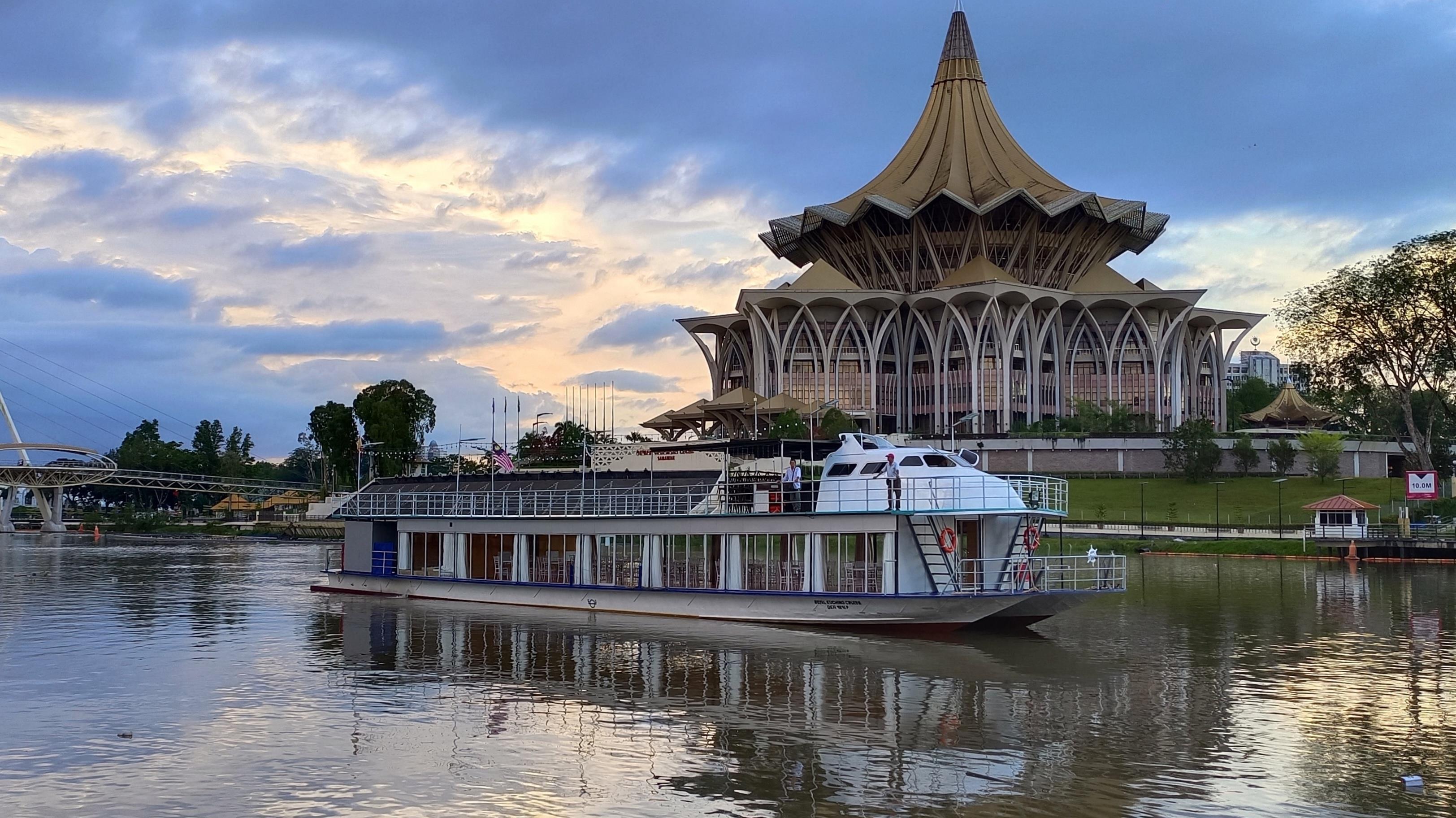 Royal Kuching Cruise Ticket2u